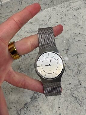 Skagen Heren-Sundby, roestvrij stalen horloge met drie wijzers en datum, zilver, armband : Skagen